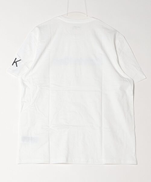Calvin Klein(カルバン・クライン)の「Calvin Klein / カルバンクライン ss traveling logo crewneck tee 半袖クルーネックロゴTシャツ(Tシャツ/カットソー・メンズ・ホワイト/ブラック・L/M/S)」の3枚目の写真