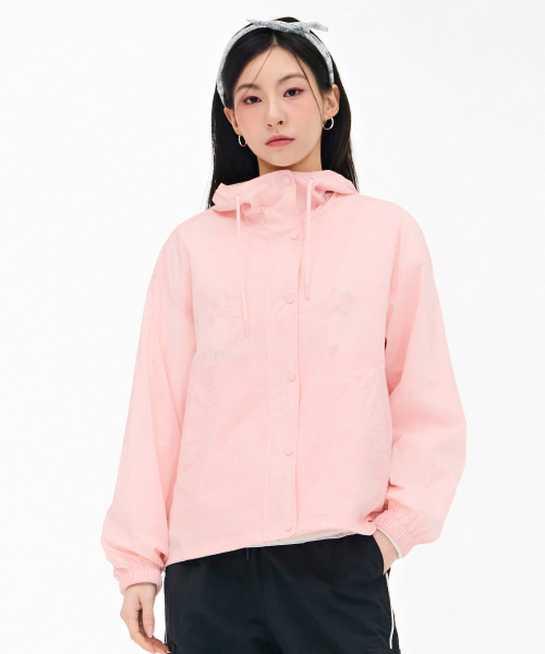 CHASECULT（チェイスカルト）の「女性 軽量 フードジャケット - ピンク（ナイロンジャケット・レディース・PINK・85/90）」の4枚目の写真