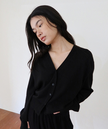 m.m.m（ムー）の「レイヤードVネックカーディガン_ブラック（カーディガン/ボレロ）」