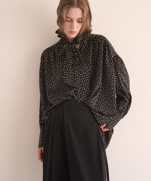 MIELI INVARIANT(ミエリインヴァリアント)の「Dot Frill Classical Blouse(シャツ/ブラウス・レディース・ホワイト系その他/ブラック系その他・FREE)」の1枚目の写真