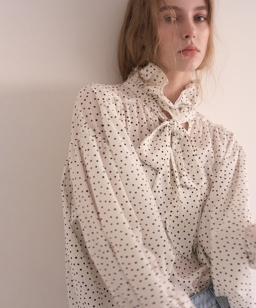 MIELI INVARIANT(ミエリインヴァリアント)の「Dot Frill Classical Blouse(シャツ/ブラウス・レディース・ホワイト系その他/ブラック系その他・FREE)」の4枚目の写真