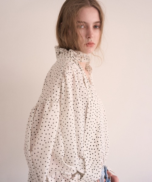 MIELI INVARIANT(ミエリインヴァリアント)の「Dot Frill Classical Blouse(シャツ/ブラウス・レディース・ホワイト系その他/ブラック系その他・FREE)」の5枚目の写真