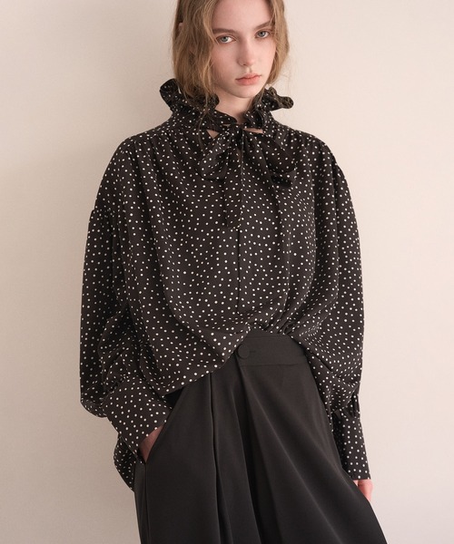 MIELI INVARIANT(ミエリインヴァリアント)の「Dot Frill Classical Blouse(シャツ/ブラウス・レディース・ホワイト系その他/ブラック系その他・FREE)」の6枚目の写真