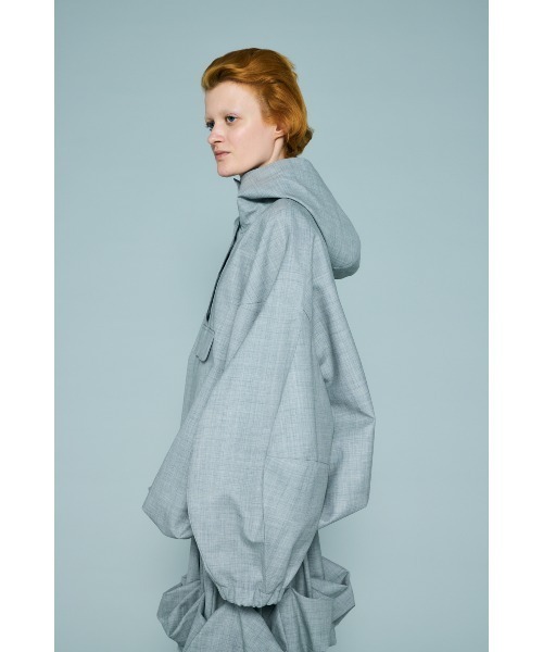 ENFOLD（エンフォルド）の「ANORAK HOODIE（パーカー・レディース・杢グレー・38）」の4枚目の写真