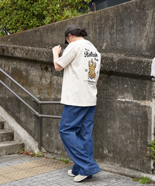 NO NEED(ノーニード)の「TIGER刺繍Tシャツ(Tシャツ/カットソー・メンズ・オフホワイト/ブラック/ブラウン/チャコール・M/L/LL)」の22枚目の写真