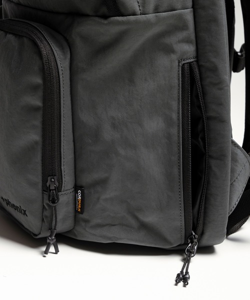 +phenix(プラスフェニックス)の「+phenix(プラスフェニックス)DUO BACKPACK / DUO バックパック(バックパック/リュック・メンズ・ブラック/グレー・ONE SIZE)」の10枚目の写真