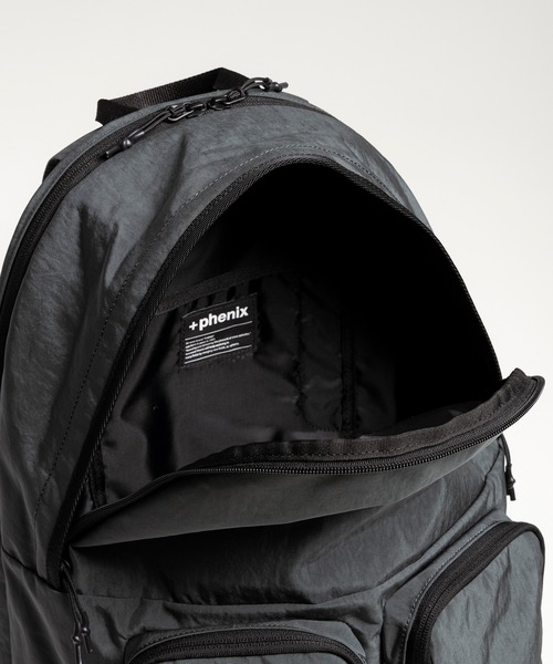 +phenix(プラスフェニックス)の「+phenix(プラスフェニックス)DUO BACKPACK / DUO バックパック(バックパック/リュック・メンズ・ブラック/グレー・ONE SIZE)」の14枚目の写真