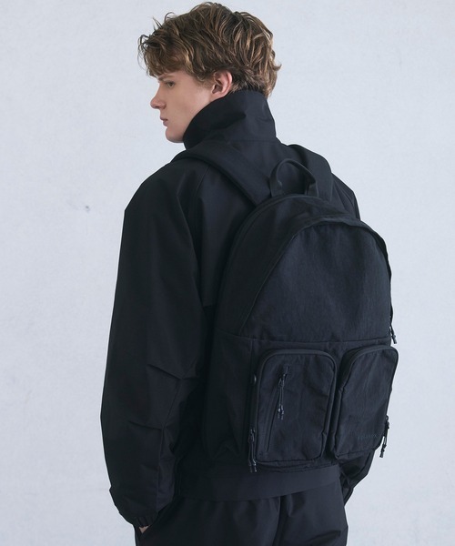 +phenix(プラスフェニックス)の「+phenix(プラスフェニックス)DUO BACKPACK / DUO バックパック(バックパック/リュック・メンズ・ブラック/グレー・ONE SIZE)」の15枚目の写真