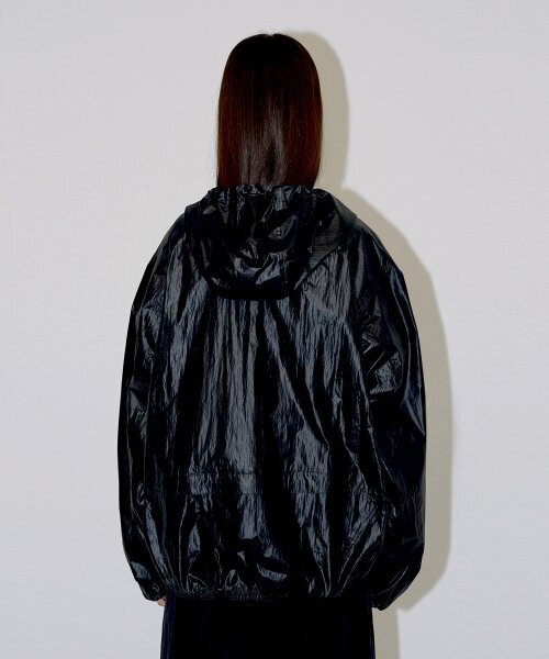 DIAGONAL（ダイアゴナル）の「TWO WAY HOODIE JUMPER (black)（ナイロンジャケット・レディース・その他・FREE）」の3枚目の写真