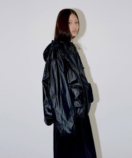 DIAGONAL（ダイアゴナル）の「TWO WAY HOODIE JUMPER (black)（ナイロンジャケット・レディース・その他・FREE）」の4枚目の写真