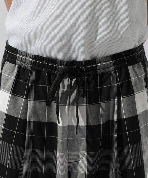 niko and...（ニコアンド）の「チェックブロードパンツ（その他パンツ・メンズ・ブラック/ブラウン/イエロー・MEDIUM/LARGE）」の17枚目の写真