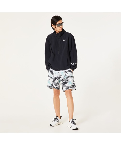 OAKLEY(オークリー)の「【新着】オークリー SLANT ANTHEM HZ PULL 11.0 プルオーバー/トレーニング/テニス/防風/OAKLEY(ナイロンジャケット・メンズ・ブラック・S/M/L)」の2枚目の写真