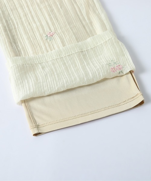 SUGAR BISKET(シュガービスケット)の「シアー×フラワー刺繍 レイヤードワイドパンツ/シワ加工/ウエスト総ゴム/体型カバー(その他パンツ・レディース・ピンク/ベージュ/ブラック・フリー)」の21枚目の写真
