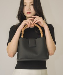 【今年だけの、とっておき】バンブー風ハンドルスクエアバッグ