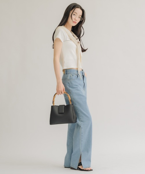 NEUNA(ヌナ)の「【今年だけの、とっておき】バンブー風ハンドルスクエアバッグ(ハンドバッグ・レディース・ベージュ/ブラック・FREE)」の14枚目の写真