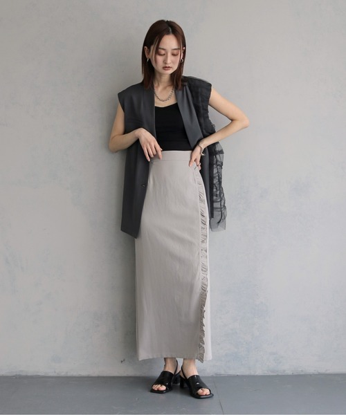 &g'aime(アンジェム)の「【&g'aime 】ラッフルラインスカート Ruffle Line Skirt(スカート・レディース・ブラック/グレー・FREE)」の20枚目の写真