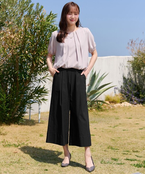 Tiaclasse(ティアクラッセ)の「ストレッチタックワイドパンツ(その他パンツ・レディース・ベージュ/グレー/ブラック・XXL/XL)」の8枚目の写真