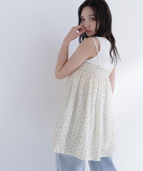 NATURAL BEAUTY BASIC(ナチュラルビューティーベーシック)の「ドットキャミチュニック(キャミソール・レディース・ホワイト系その他/ブラック系その他2・フリ-)」の4枚目の写真