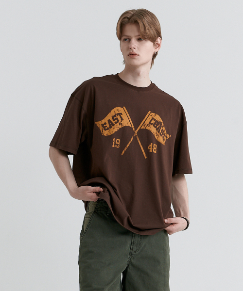 MAGOODGAN(メックウッドガン)の「スウェッグバー3598イーストコーストオーバーサイズブラウン半袖Tシャツ(Tシャツ/カットソー・レディース・その他・SMALL/MEDIUM/LARGE/X-LARGE)」の3枚目の写真