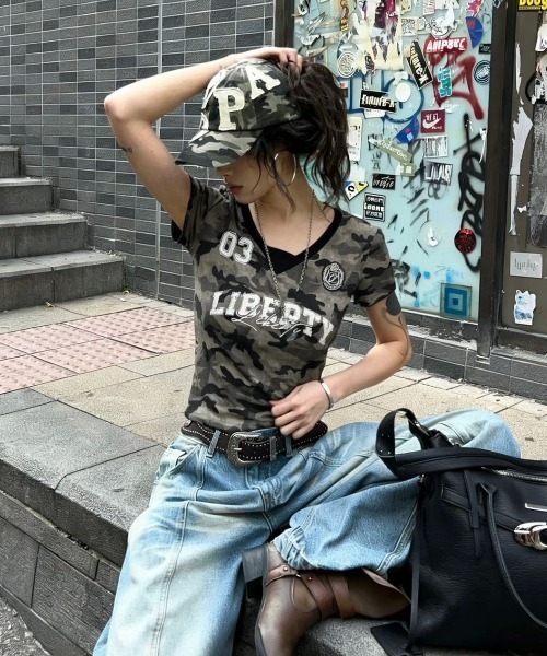 WESTSEA(ウエストシー)の「迷彩 / カモフラ ゲームTシャツ 半袖 クロップド丈(Tシャツ/カットソー・レディース・グリーン系カモフラージュ/グレー系カモフラージュ・FREE)」の3枚目の写真