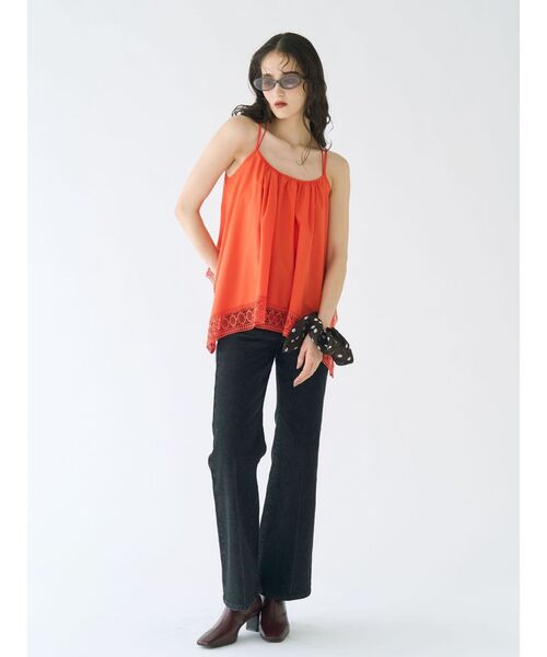 LAGUNAMOON（ラグナムーン）の「レースヘムチュニック 【夏服】 【レイヤードトップス】（キャミソール・レディース・ネイビー/オレンジ/ホワイト・FREE）」の8枚目の写真