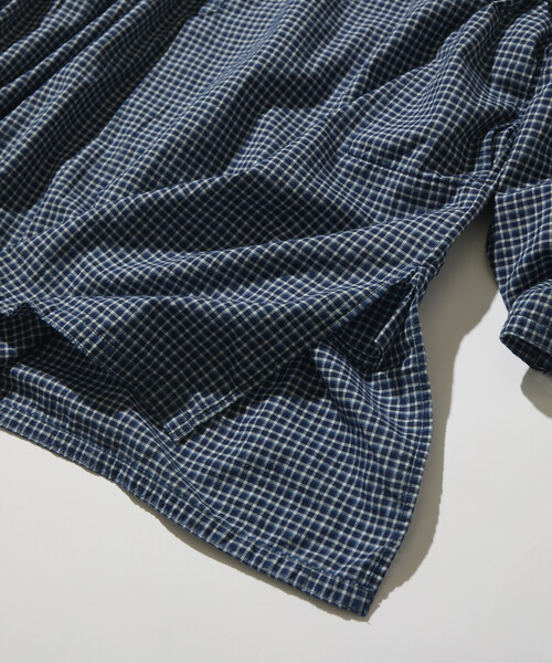 CAHLUMN(カウラム)の「CAHLUMN/カウラム Indigo Madras Check Pullover Stand Collar Shirt(シャツ/ブラウス・メンズ・ネイビー・MEDIUM/LARGE/X-LARGE/XX-LARGE)」の9枚目の写真