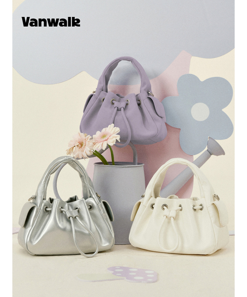 VANWALK（バンウォーク）の「Mochi Leather Tote Bag [White]（ショルダーバッグ・レディース・ホワイト・FREE）」の2枚目の写真
