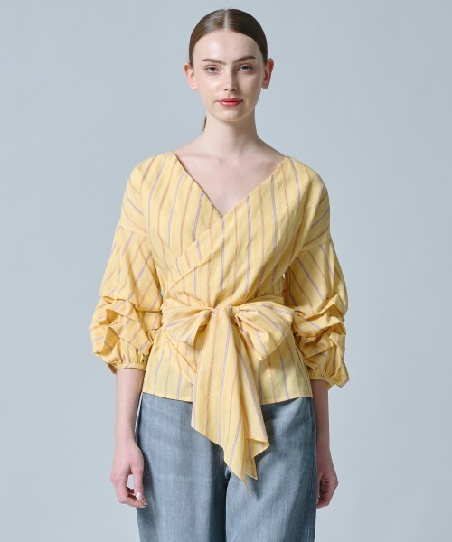 DOUBLE STANDARD CLOTHING(ダブルスタンダードクロージング)の「カシュクールボリュームスリーブブラウス(シャツ/ブラウス・レディース・イエロー・38/36)」の14枚目の写真