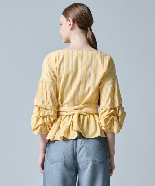 DOUBLE STANDARD CLOTHING(ダブルスタンダードクロージング)の「カシュクールボリュームスリーブブラウス(シャツ/ブラウス・レディース・イエロー・38/36)」の12枚目の写真