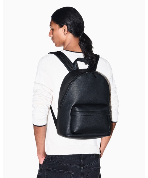 ARMANI EXCHANGE（アルマーニエクスチェンジ）の「【A|X アルマーニ エクスチェンジ】＜オンライン限定＞AXロゴ ラウンドシェイプ バックパック（バックパック/リュック・メンズ・ブラック・FREE）」の6枚目の写真