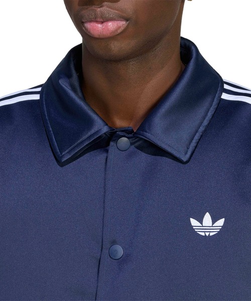 adidas(アディダス)の「adidas 3 STRIPES SATIN PADDED JACKET / アディダス 3ストライプス サテン パデッド ジャケット(その他アウター・メンズ・ネイビー・S/M/L/XL/XXL)」の4枚目の写真