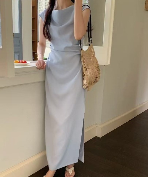 YUGA(ユーガ)の「YUGA_YGMC Korean-style French sleeve, slit, I-line dress(ワンピース・レディース・ライトブルー/オフホワイト/ブラウン/ブラック・FREE)」の17枚目の写真