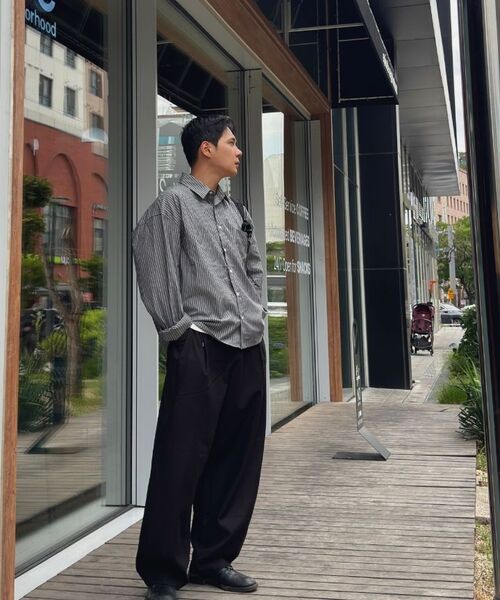 HYOJI(ヒョージ)の「26 SS セミクロップライトウェイトストライプシャツ (5カラー)(シャツ/ブラウス・メンズ・ネイビー/ホワイト/スカイブルー/チャコール/ブラック・S/XL/L/M)」の10枚目の写真