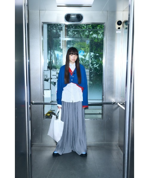 ENFOLD(エンフォルド)の「PLEATS RELAX WIDE-PANTS(その他パンツ・レディース・ブラック/杢グレー・38/36)」の4枚目の写真