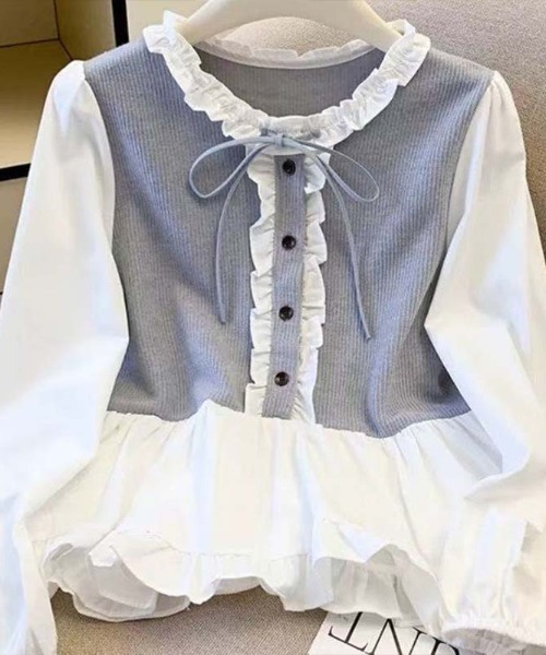 AMAJI(アマジ)の「メロウフリル リボンタイ 2WAY フリルブラウス(シャツ/ブラウス・レディース・グレー/ネイビー・MEDIUM/LARGE/X-LARGE)」の1枚目の写真