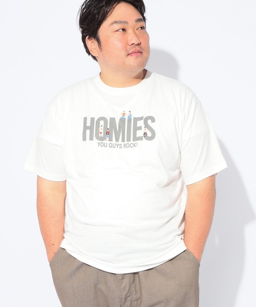 B&T CLUB(ビーティークラブ)の「Tシャツ 半袖 メンズ 大きいサイズ 人物刺繍×ロゴプリント クルーネック カットソー B&T CLUB (ビーアンドティークラブ)(Tシャツ/カットソー・メンズ・ホワイト・X4(8L~9L)/X3(6L~7L)/X2(4L~5L)/X1(3L~4L))」の2枚目の写真