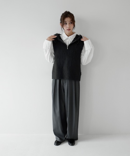 AMUU. PRECIEUSE（アムープレシューズ）の「モヘアジップフードベスト（ベスト・レディース・オフホワイト/ブラック/グレー・FREE）」の14枚目の写真