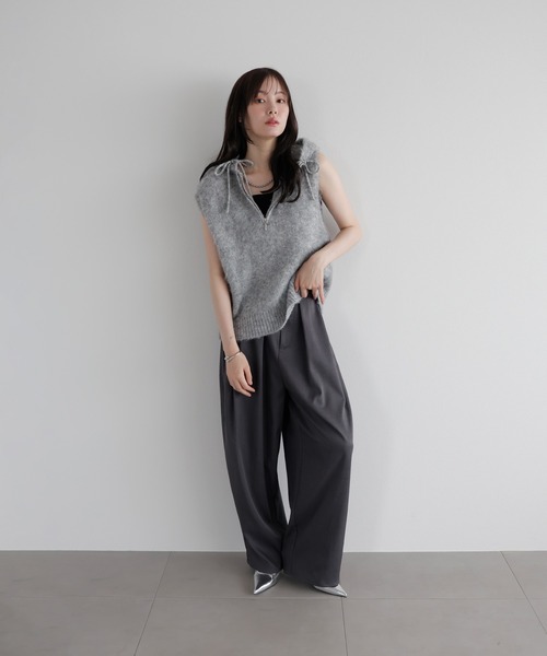 AMUU. PRECIEUSE（アムープレシューズ）の「モヘアジップフードベスト（ベスト・レディース・オフホワイト/ブラック/グレー・FREE）」の19枚目の写真