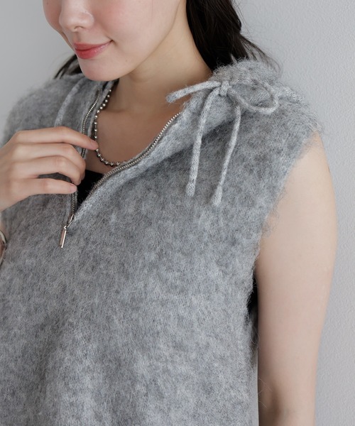 AMUU. PRECIEUSE（アムープレシューズ）の「モヘアジップフードベスト（ベスト・レディース・オフホワイト/ブラック/グレー・FREE）」の20枚目の写真