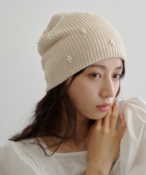 Kastane(カスタネ)の「【WEB先行】パールニットビーニー(ニットキャップ/ビーニー・レディース・アイボリー/ブラック/グレー・FREE)」の2枚目の写真