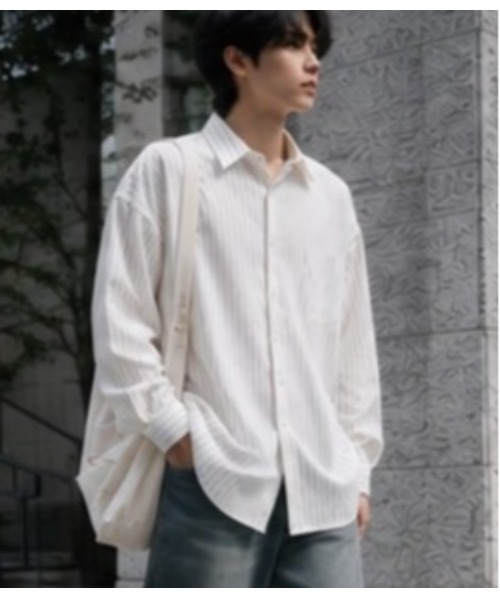 Sakka(サッカ)の「ピンストライプシャツ(シャツ/ブラウス・メンズ・ホワイト/ブラック・LARGE/MEDIUM/X-LARGE)」の9枚目の写真