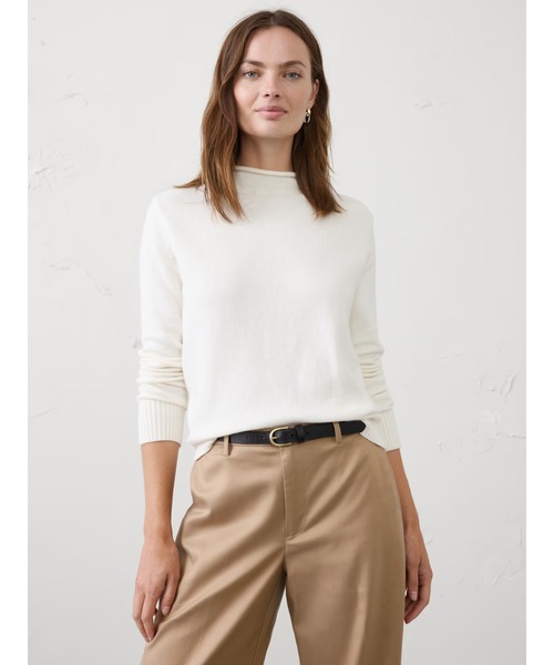 BANANA REPUBLIC FACTORY STORE(バナナリパブリック ファクトリーストア)の「BANANA REPUBLIC FACTORY STORE Perfectly Soft ロールモックネックセーター(ニット/セーター・レディース・ブラック/ホワイト/キャメル/レッド系その他・M/L/XS/S)」の1枚目の写真