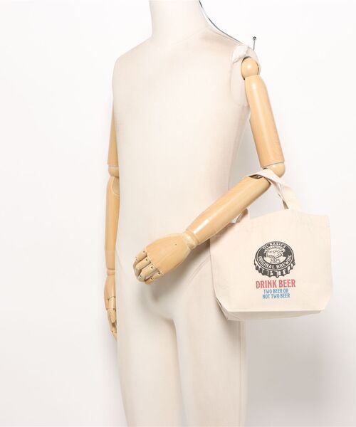 Ol' Basics(オールベーシックス)の「Ol' Basics(オール・ベーシックス) トートバッグ キャンバス ボトルキャップイラスト ロゴ プリント 鞄 BAG アメカジ メンズ レディース ユニセックス Sサイズ(トートバッグ・レディース・ナチュラル・FREE)」の6枚目の写真