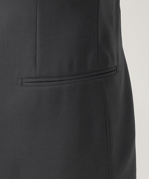 UNITED ARROWS(ユナイテッドアローズ)の「グリーン シャークスキン シングル 3ボタン スーツ MCーMODEL ヨコストレッチ(セットアップ・メンズ・ダークグリーン・50/46/48)」の7枚目の写真