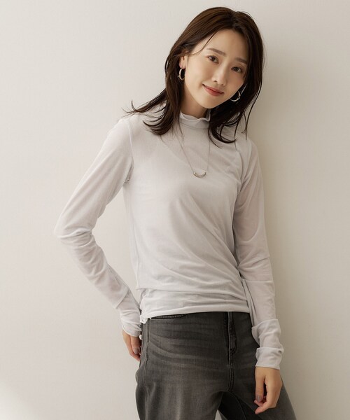 UNTITLED(アンタイトル)の「【重ね着レイヤード】シアーベロアハイネックトップス(Tシャツ/カットソー・レディース・オフホワイト/ブラック/ライトグレー系9/グリーン系・04/44/48/02/00)」の10枚目の写真