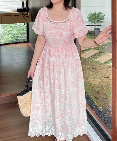 GOLDJAPAN(ゴールドジャパン)の「ボタニカル刺繍ワンピース【大きいサイズ対応】(ワンピース・レディース・ピンク/ブルー/イエロー・4L/3L/5L)」の1枚目の写真