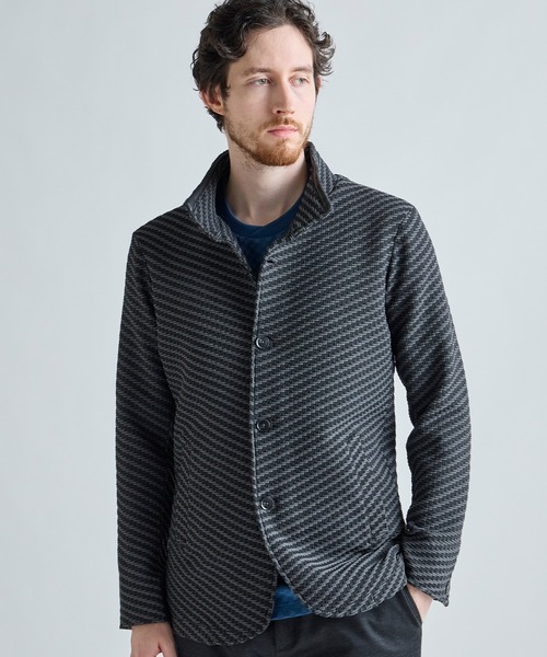 MEN'S BIGI(メンズビギ)の「ブリスターニットジャカード スタンドジャケット(その他アウター・メンズ・ネイビー/グレー系その他/ブラック・03/02/01/04)」の2枚目の写真