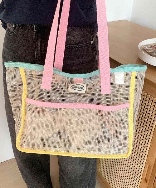 TONE SELECT GOODS（トーンセレクトグッズ）の「urbanfemine./メッシュ トートバッグ レディース 大容量 軽量 肩掛け ビーチバッグ プールバッグ U7641（トートバッグ・レディース・イエロー/ピンク・FREE）」の8枚目の写真