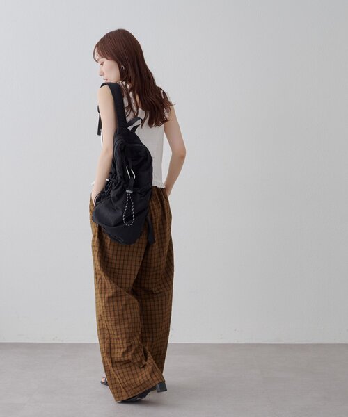 DISCOAT(ディスコート)の「チェック柄イージーパンツ(その他パンツ・レディース・ブラウン/ネイビー・MEDIUM/SMALL/LARGE)」の4枚目の写真