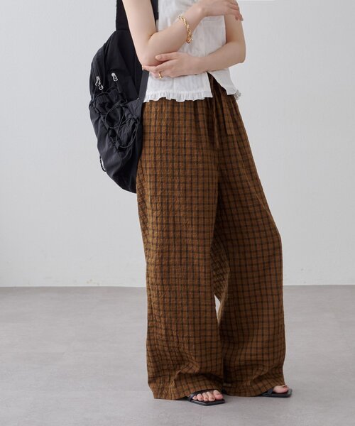 DISCOAT(ディスコート)の「チェック柄イージーパンツ(その他パンツ・レディース・ブラウン/ネイビー・MEDIUM/SMALL/LARGE)」の7枚目の写真
